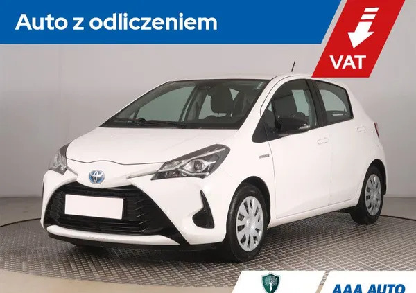 toyota yaris śląskie Toyota Yaris cena 45000 przebieg: 147068, rok produkcji 2017 z Baranów Sandomierski